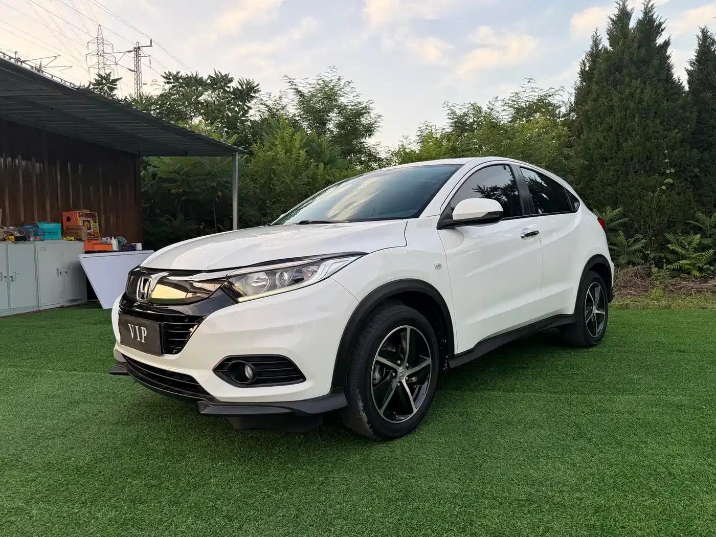 Vezel 2022 1.5L CVT Phantom Night Pioneer Edition — миниатюра 1