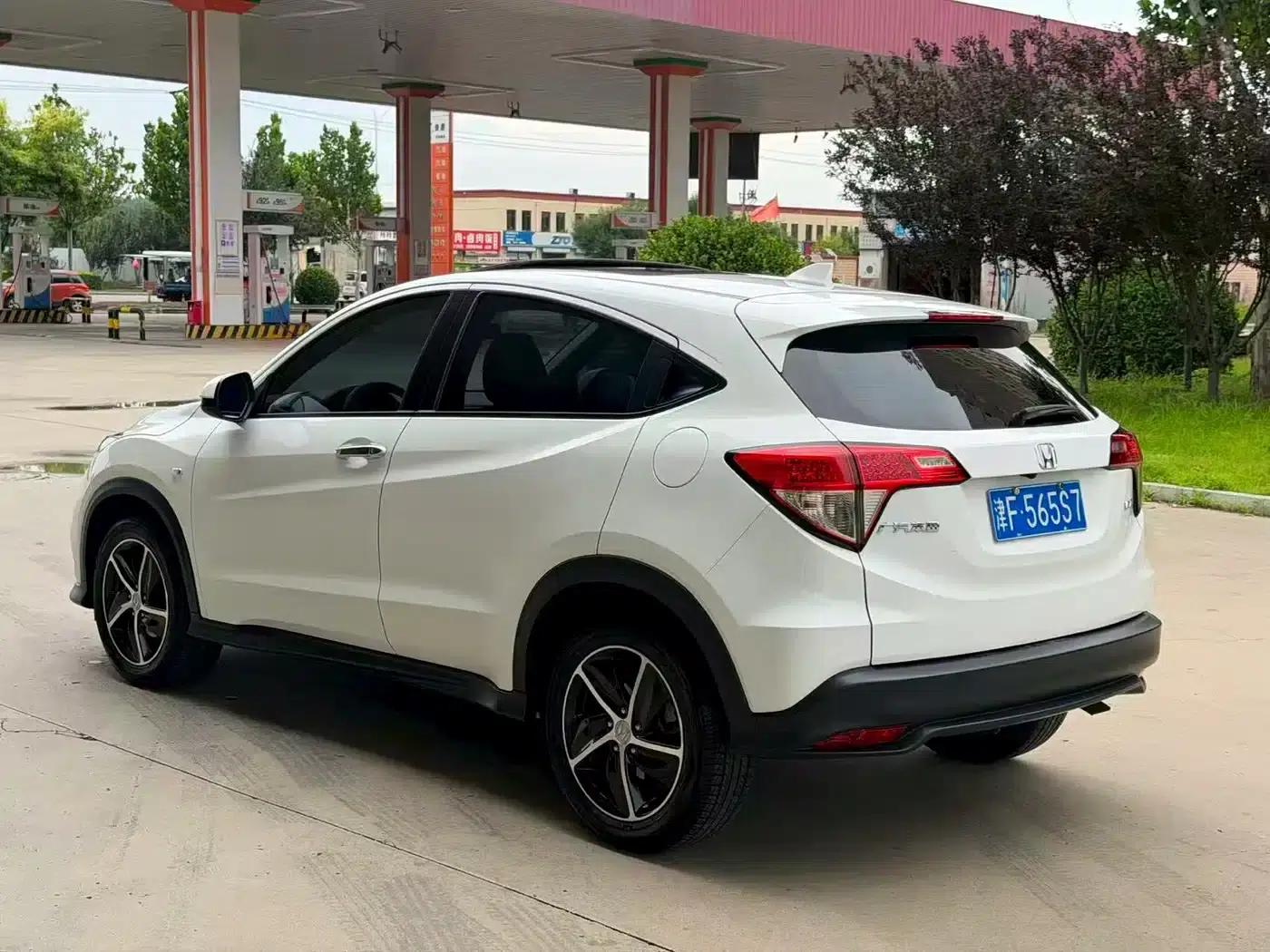 Vezel 2020 1.5L CVT Pioneer Edition — миниатюра 4