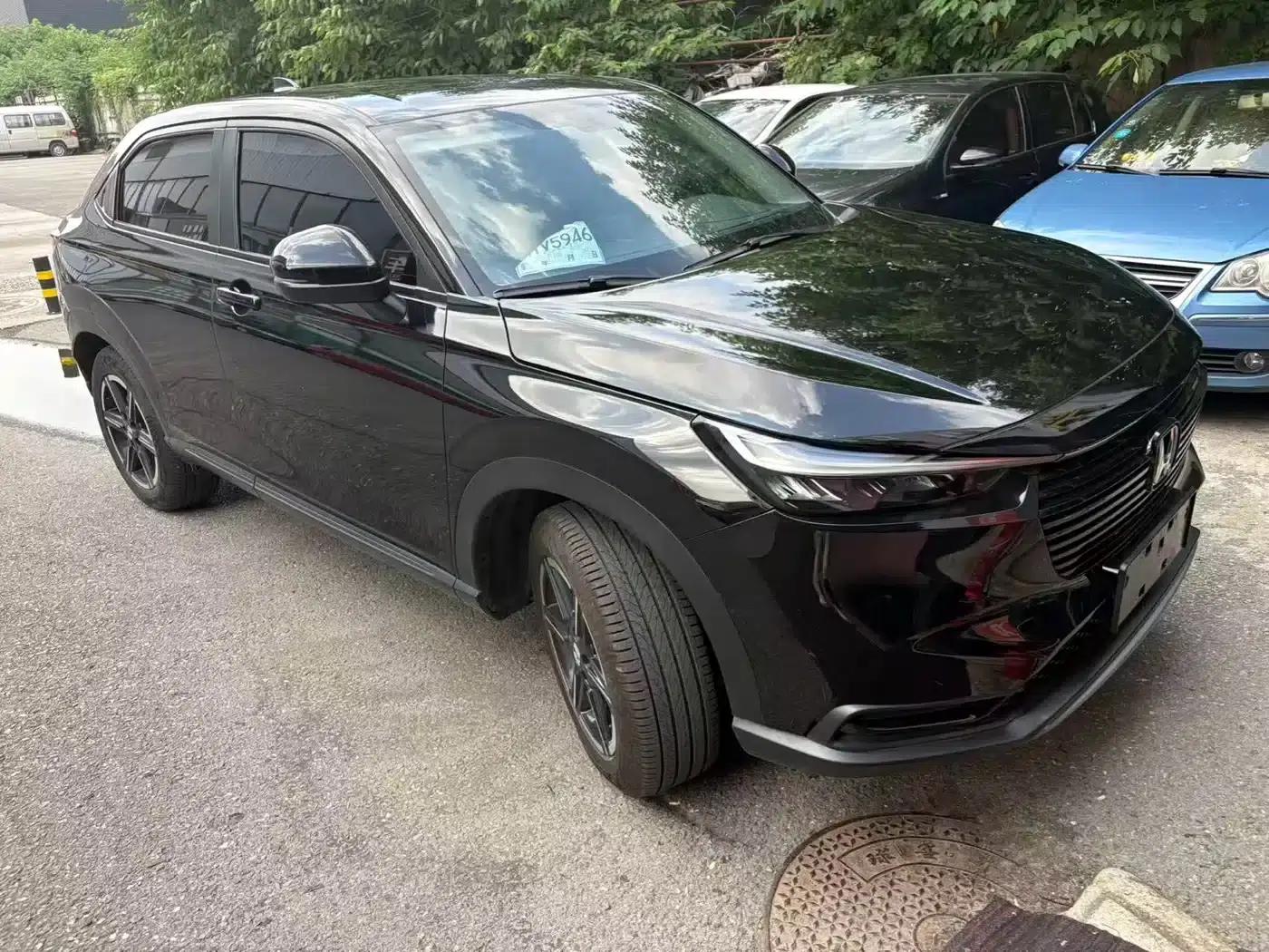 Vezel 2023 1.5L CVT Elite Edition — миниатюра 3