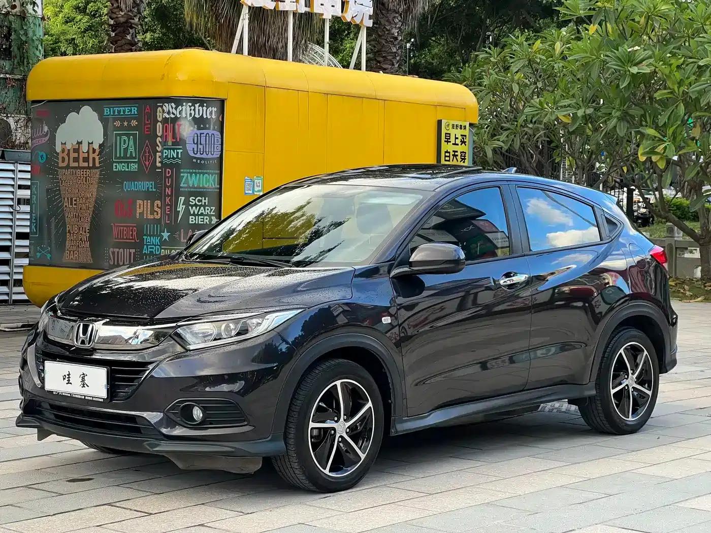 Vezel 2020 1.5L CVT Pioneer Edition — миниатюра 1