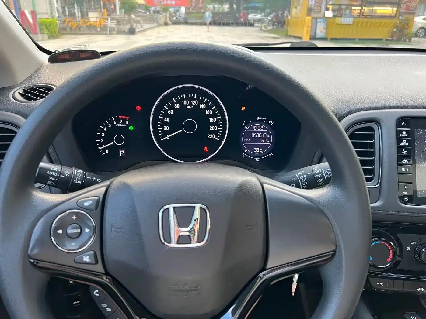 Vezel 2020 1.5L CVT Pioneer Edition — миниатюра 6