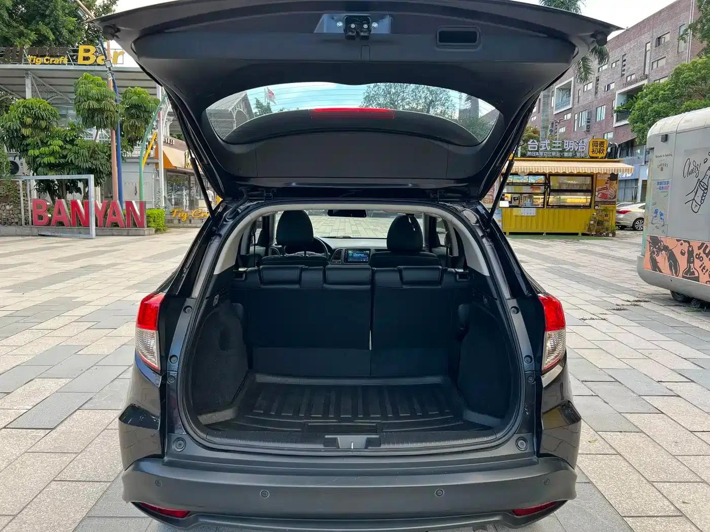 Vezel 2020 1.5L CVT Pioneer Edition — миниатюра 9