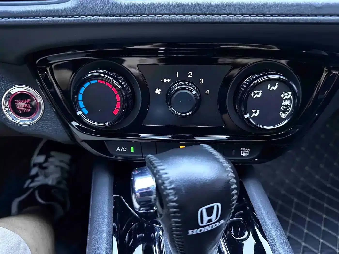 Vezel 2020 1.5L CVT Luxury Edition — миниатюра 14