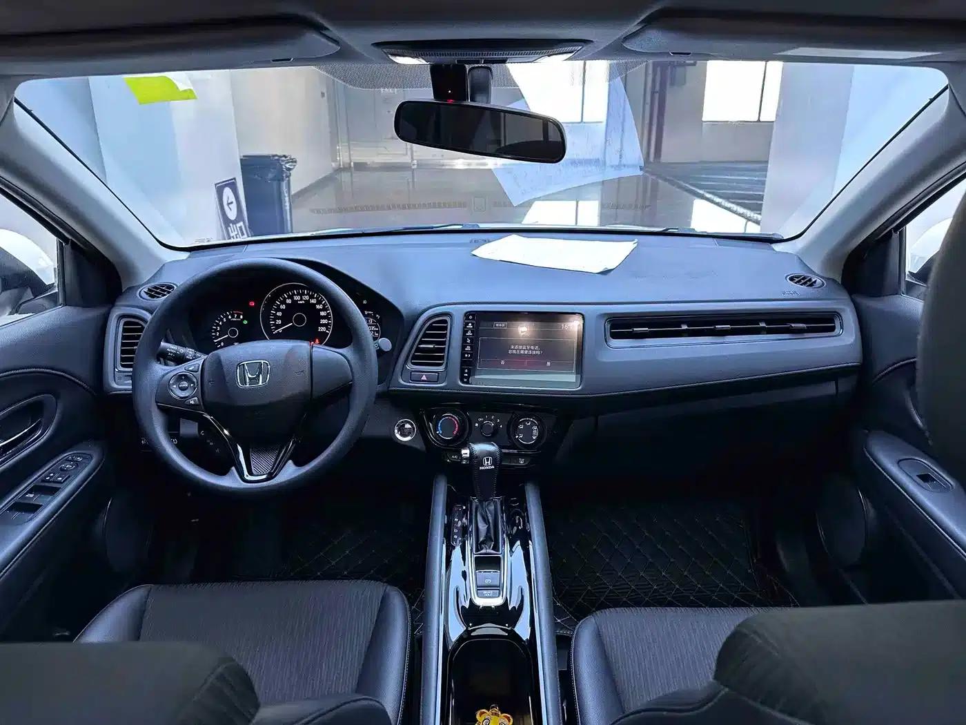 Vezel 2020 1.5L CVT Luxury Edition — миниатюра 16