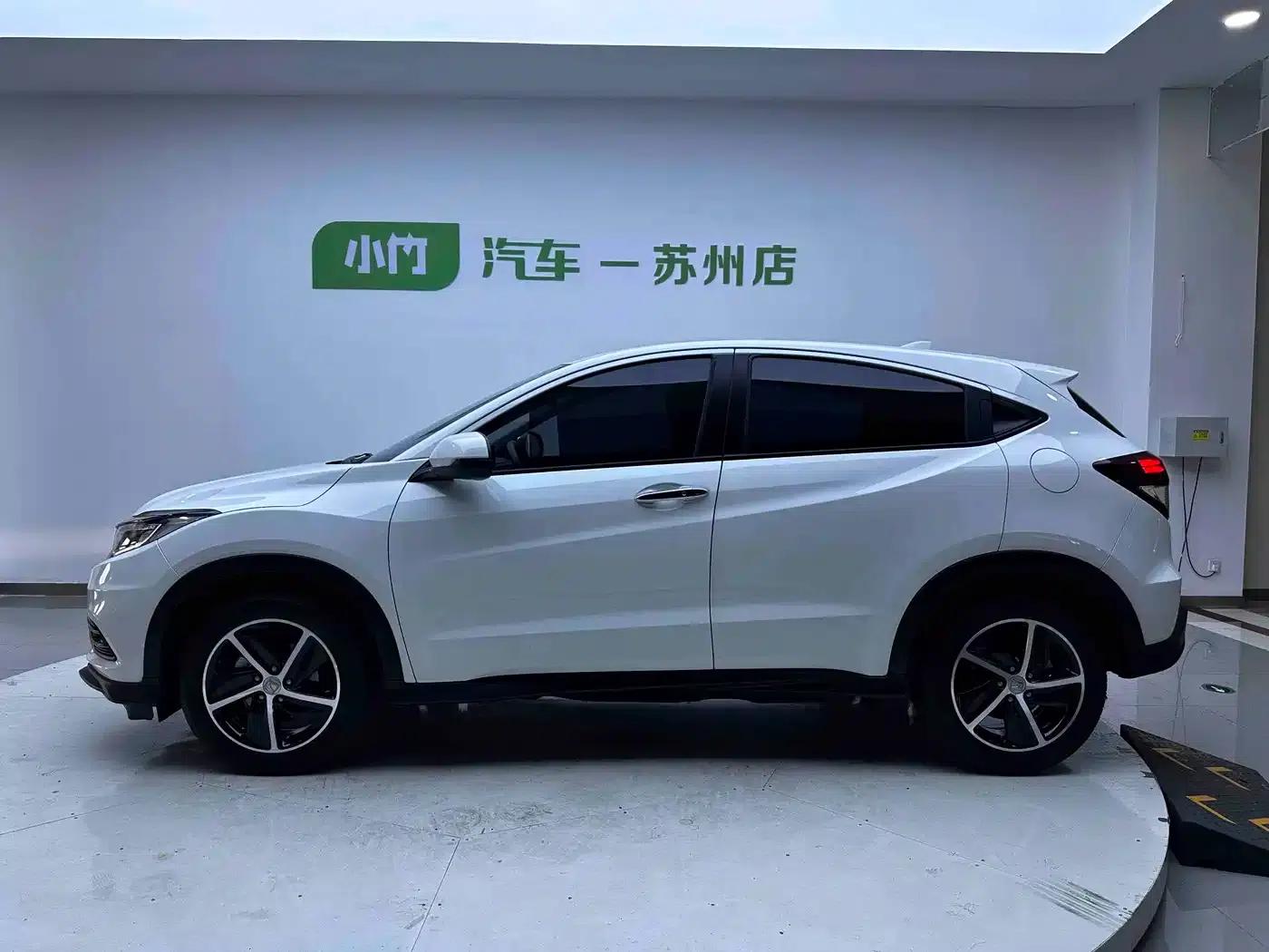 Vezel 2020 1.5L CVT Luxury Edition — миниатюра 8