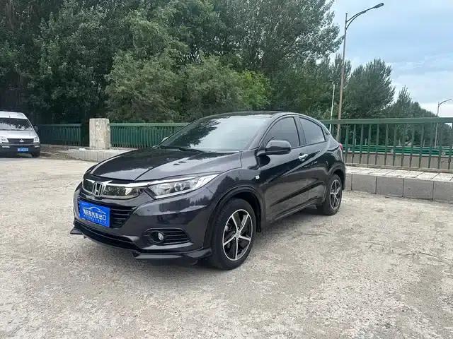 Vezel 2022 1.5L CVT Phantom Night Pioneer Edition