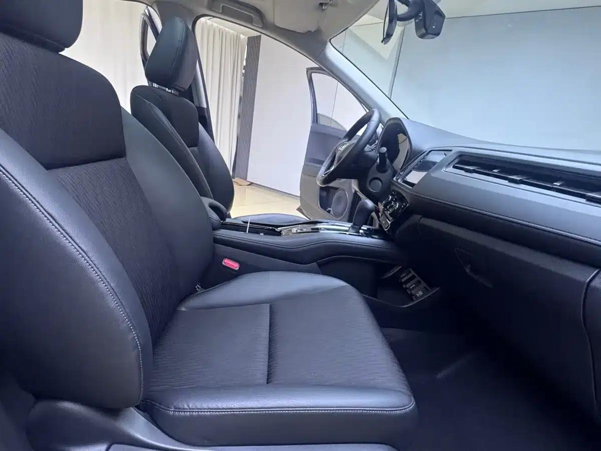 Vezel 2022 1.5L CVT Phantom Night Pioneer Edition — миниатюра 22