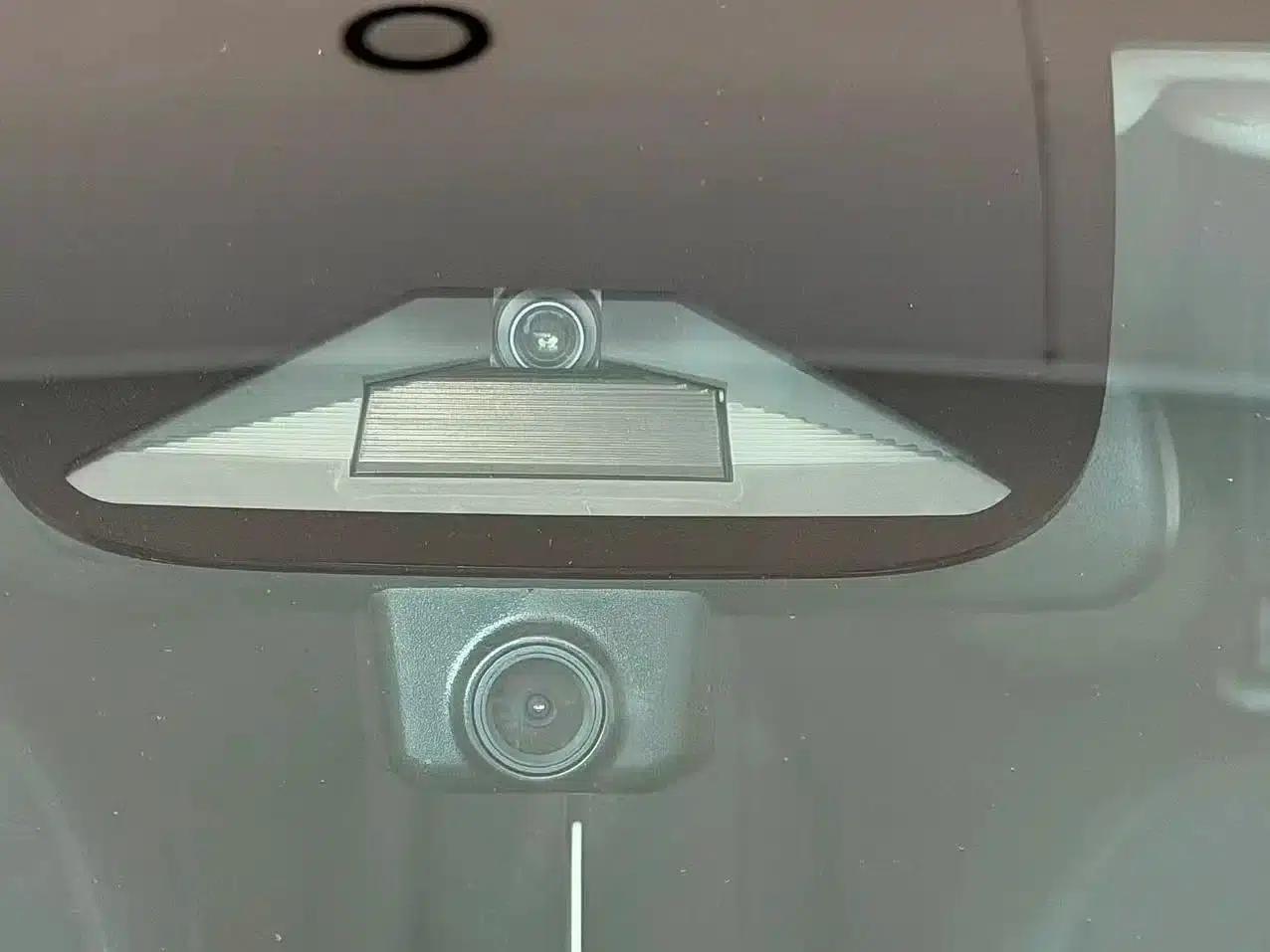 Vezel 2023 1.5L CVT Pioneer Edition — миниатюра 16
