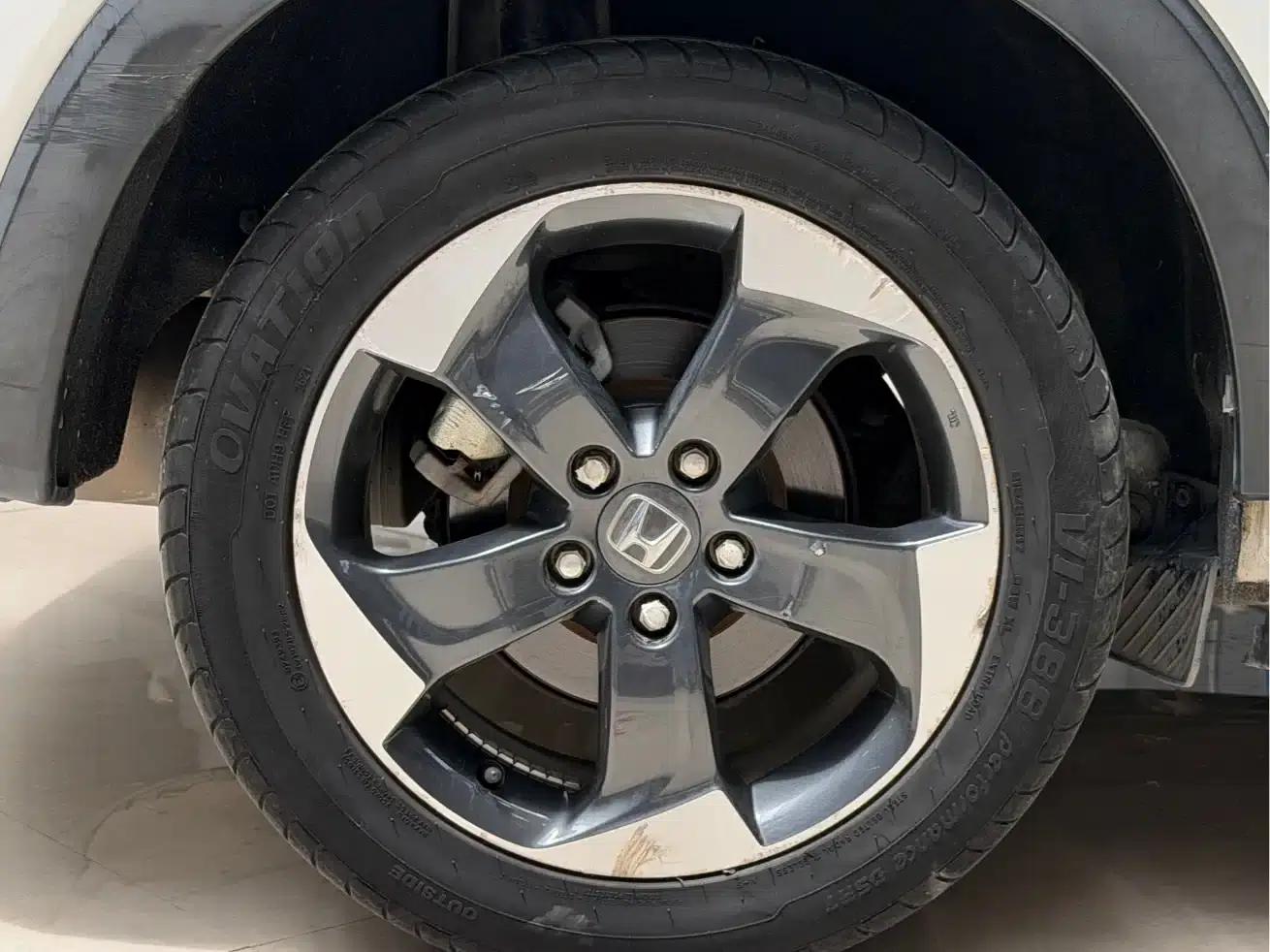 Vezel 2017 1.8L CVT 2WD Pioneer Edition — миниатюра 11