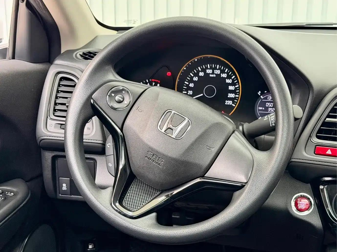 Vezel 2017 1.8L CVT 2WD Pioneer Edition — миниатюра 13