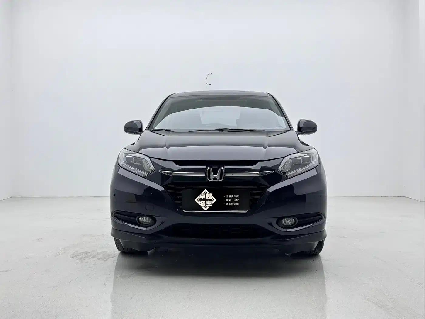 Vezel 2017 1.8L CVT 2WD Pioneer Edition — миниатюра 2