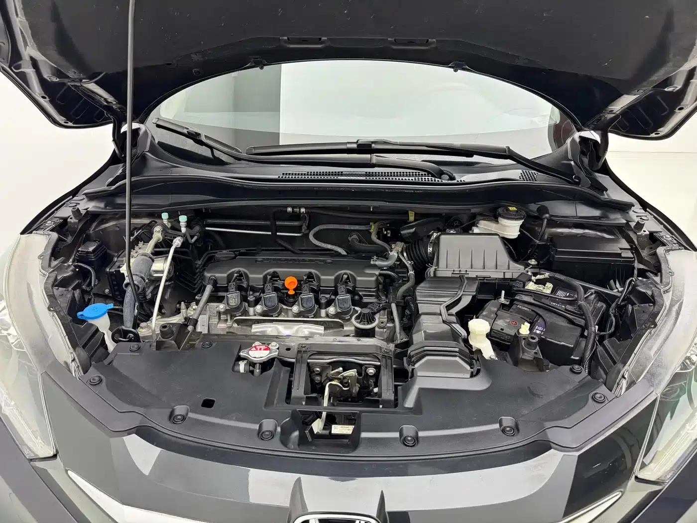 Vezel 2017 1.8L CVT 2WD Pioneer Edition — миниатюра 22