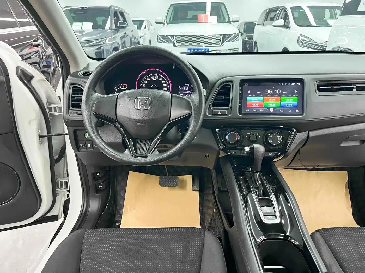 Vezel 2020 1.5L CVT Elite Edition — миниатюра 14