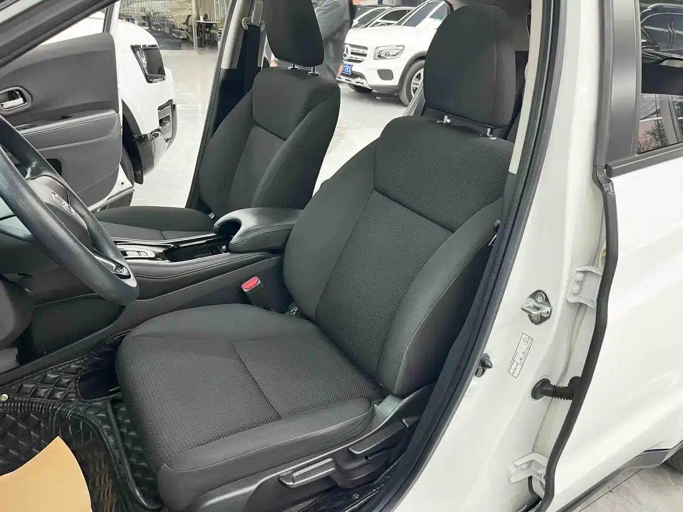 Vezel 2020 1.5L CVT Elite Edition — миниатюра 16