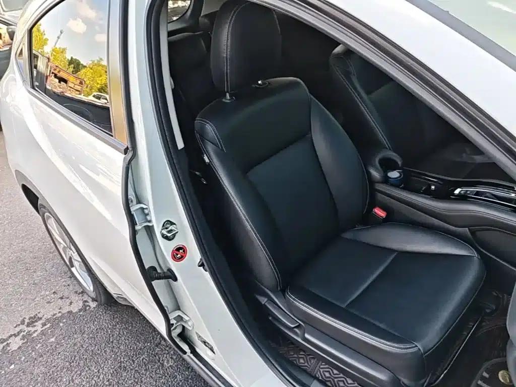 Vezel 2020 1.5L CVT Elite Edition — миниатюра 25