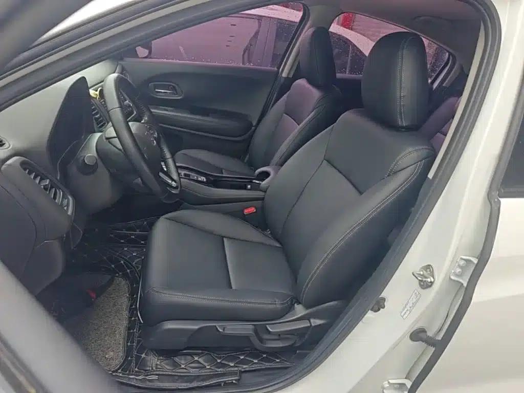 Vezel 2017 1.5L CVT 2WD Comfort Model — миниатюра 15