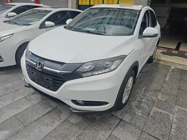 Vezel 2017 1.5L CVT 2WD Comfort Model