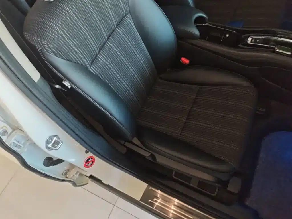 Vezel 2017 1.8L CVT 2WD Pioneer Edition — миниатюра 25