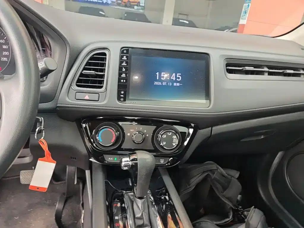 Vezel 2020 1.5L CVT Pioneer Edition — миниатюра 13