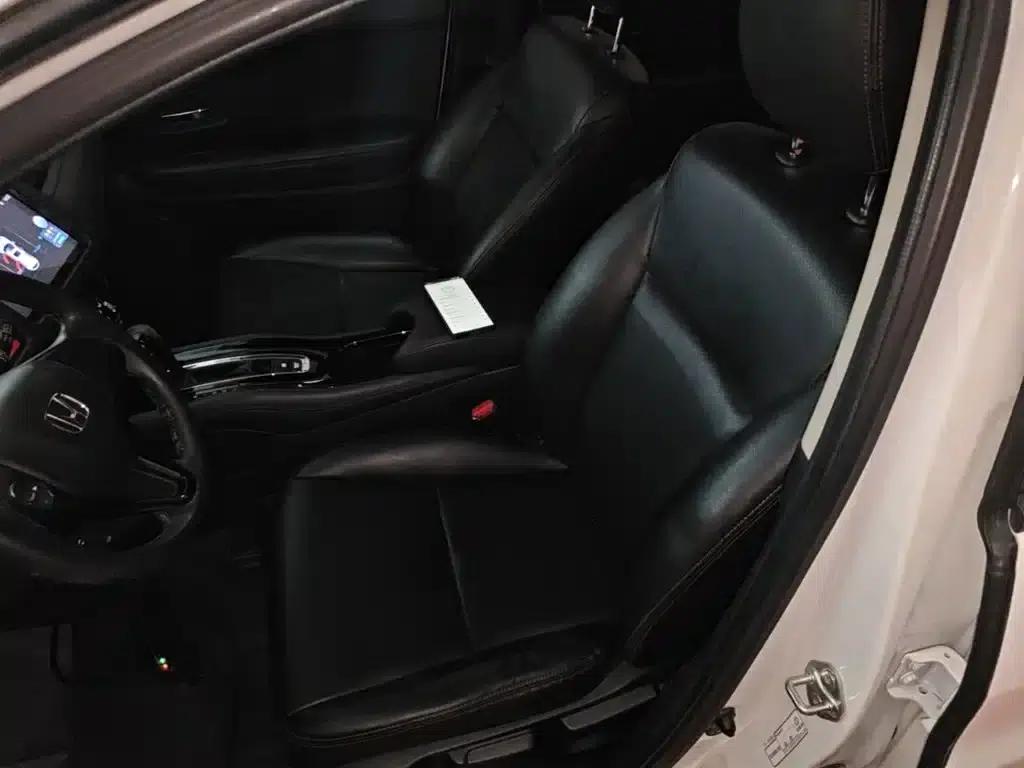 Vezel 2017 1.5L CVT 2WD Comfort Model — миниатюра 15