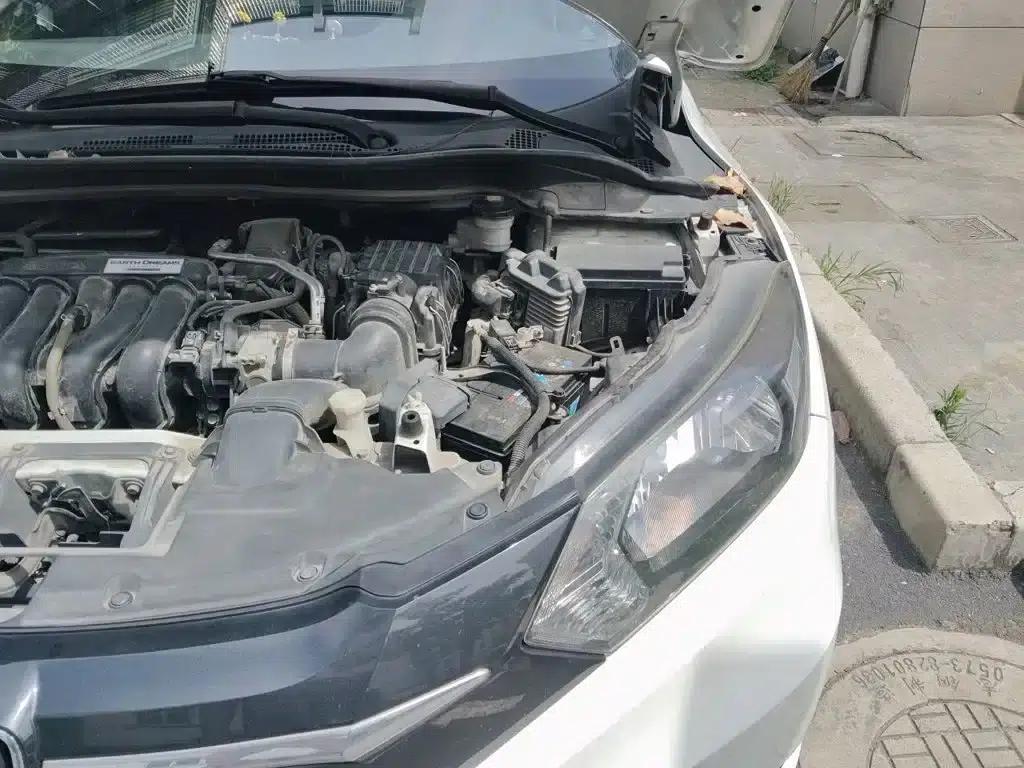 Vezel 2017 1.5L CVT 2WD Comfort Model — миниатюра 22