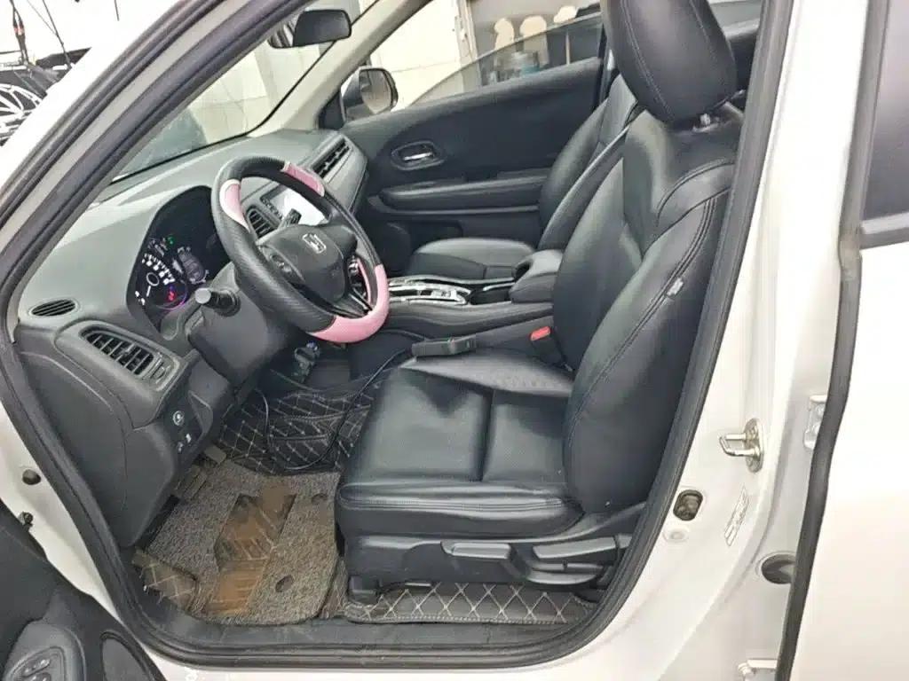Vezel 2017 1.5L CVT 2WD Comfort Model — миниатюра 15