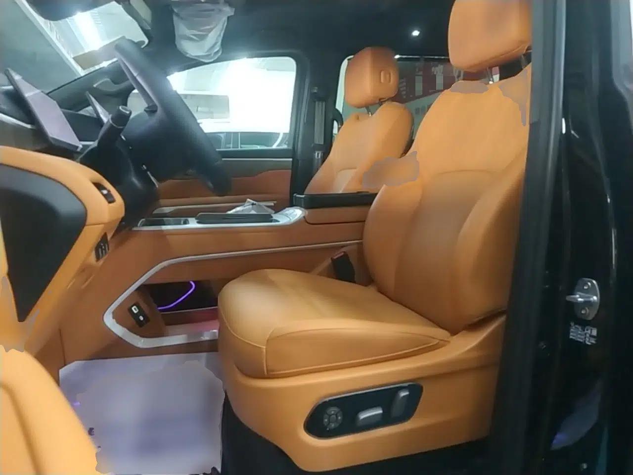 Wey Gaoshan 2025 Four-Wheel Drive Alpine 8 — миниатюра 22