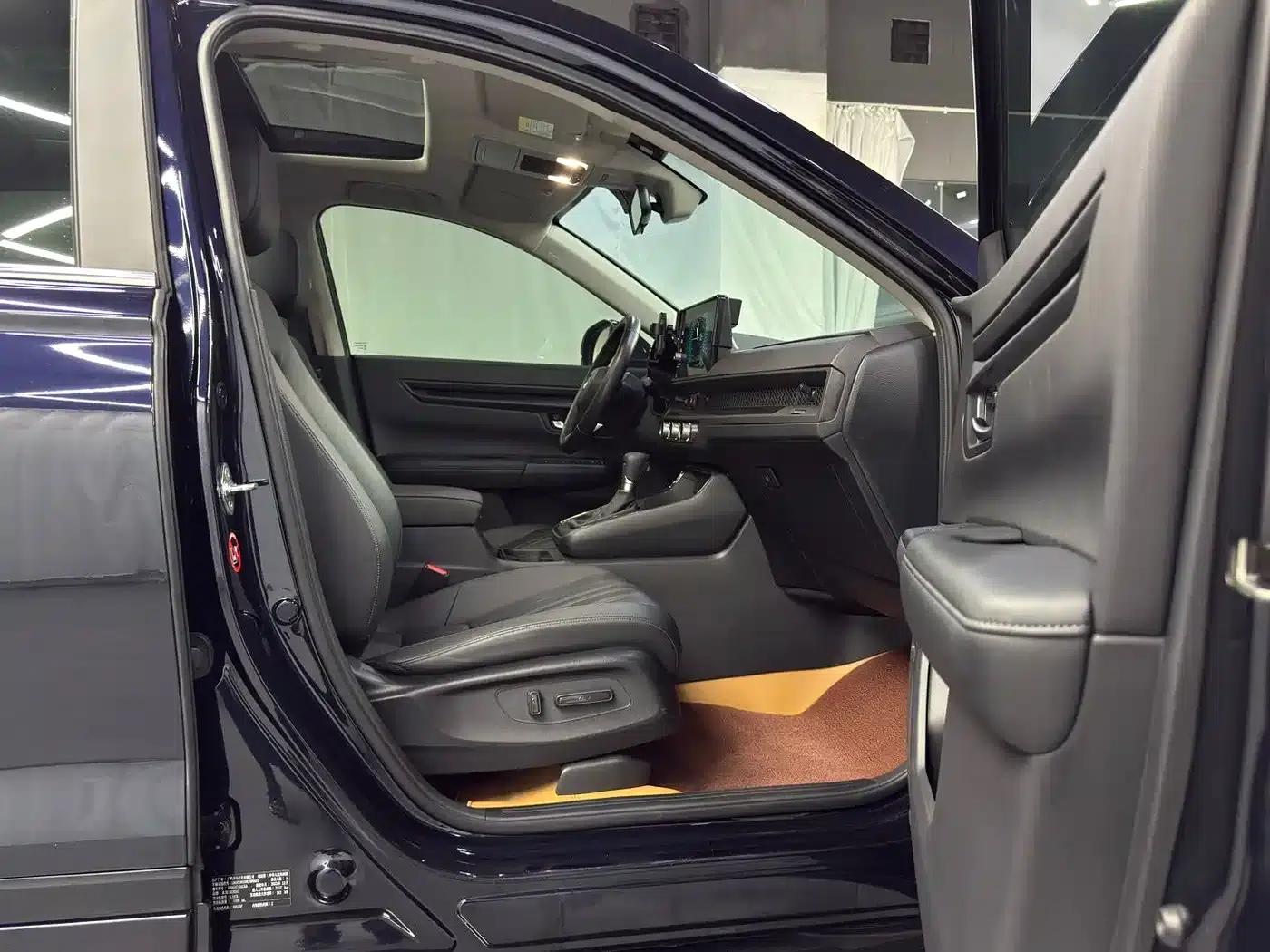 2023 Honda CR-V 240TURBO 2WD Luxury Edition 5-seater — миниатюра 13