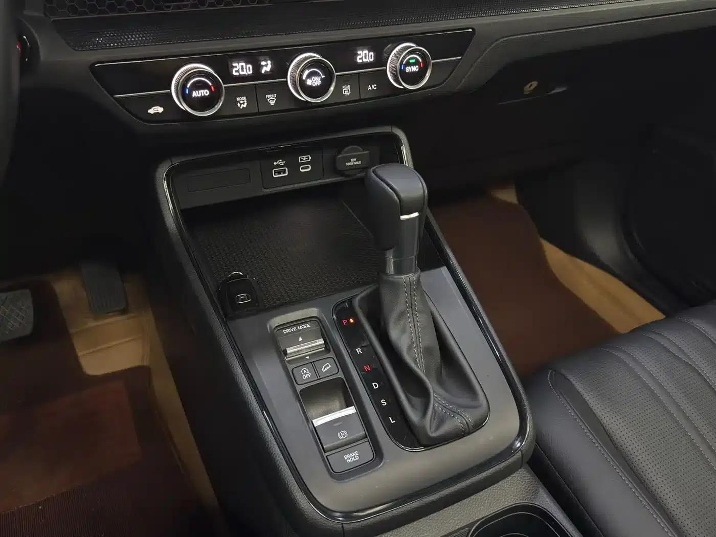 2023 Honda CR-V 240TURBO 2WD Luxury Edition 5-seater — миниатюра 18