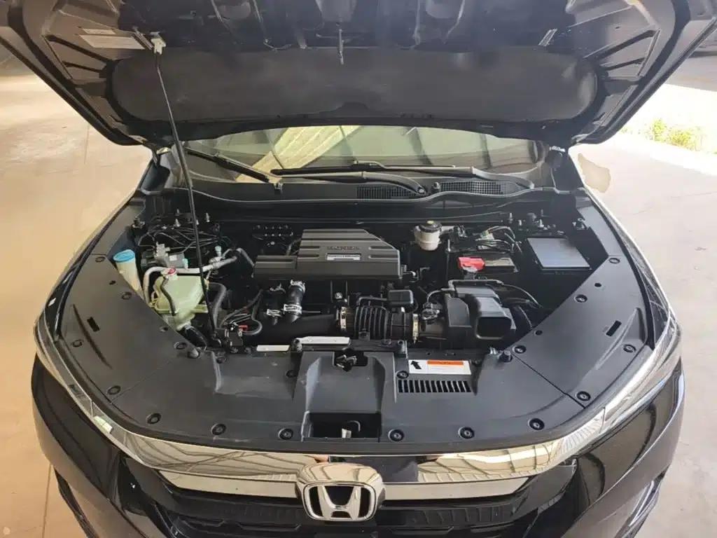 2020 Honda CR-V 240TURBO CVT 2WD Luxury Edition — миниатюра 20