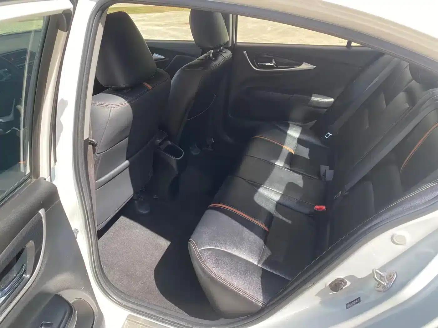 Honda Crider 2013 1.8L Automatic Deluxe Edition — миниатюра 9