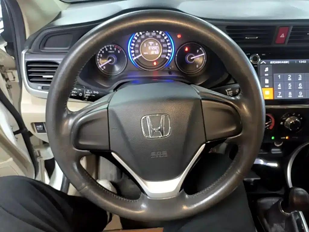 Honda Crider 2016 1.8L Manual Comfort Edition — миниатюра 11