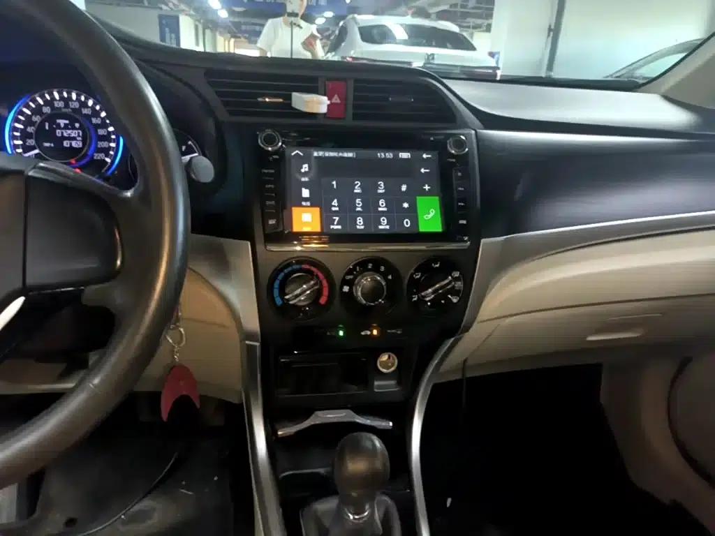 Honda Crider 2016 1.8L Manual Comfort Edition — миниатюра 13