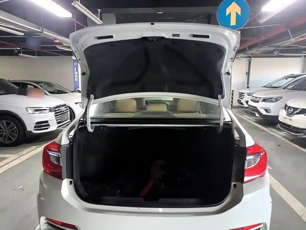 Honda Crider 2016 1.8L Manual Comfort Edition — миниатюра 19
