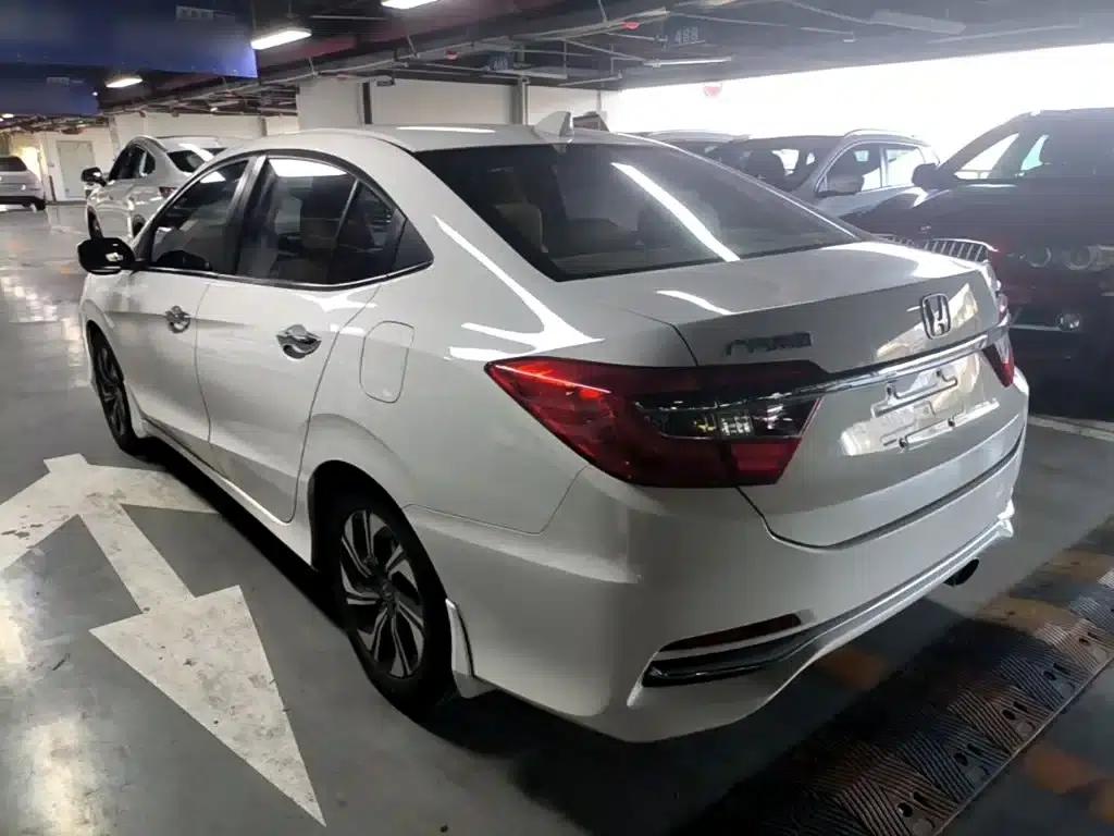 Honda Crider 2016 1.8L Manual Comfort Edition — миниатюра 5
