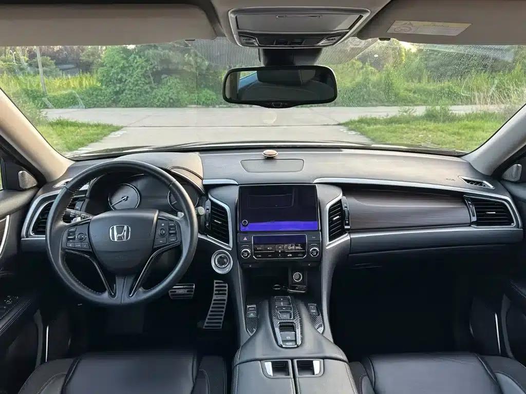 2017 Honda Avancier 370TURBO 4WD Premium Edition — миниатюра 11