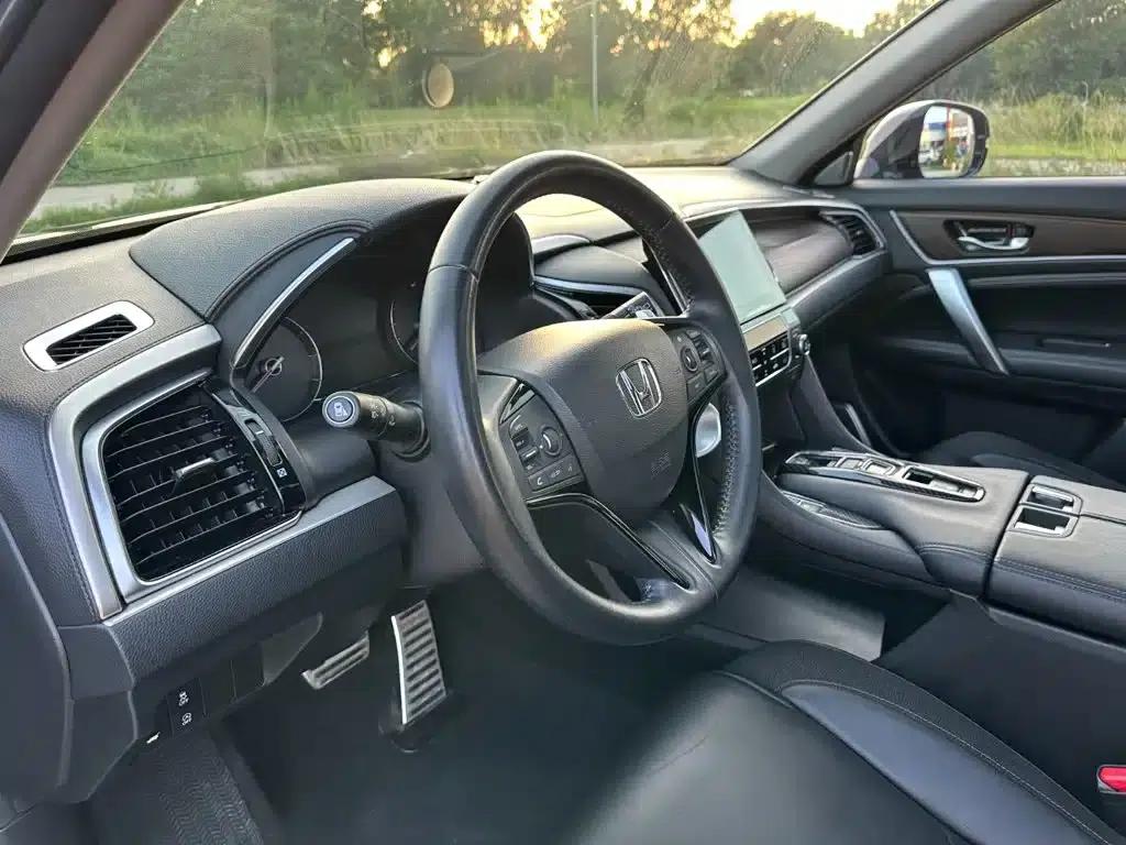 2017 Honda Avancier 370TURBO 4WD Premium Edition — миниатюра 14