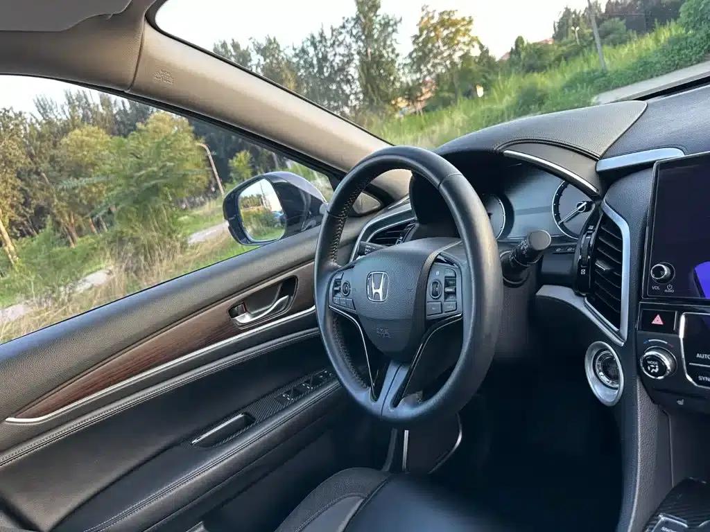 2017 Honda Avancier 370TURBO 4WD Premium Edition — миниатюра 19
