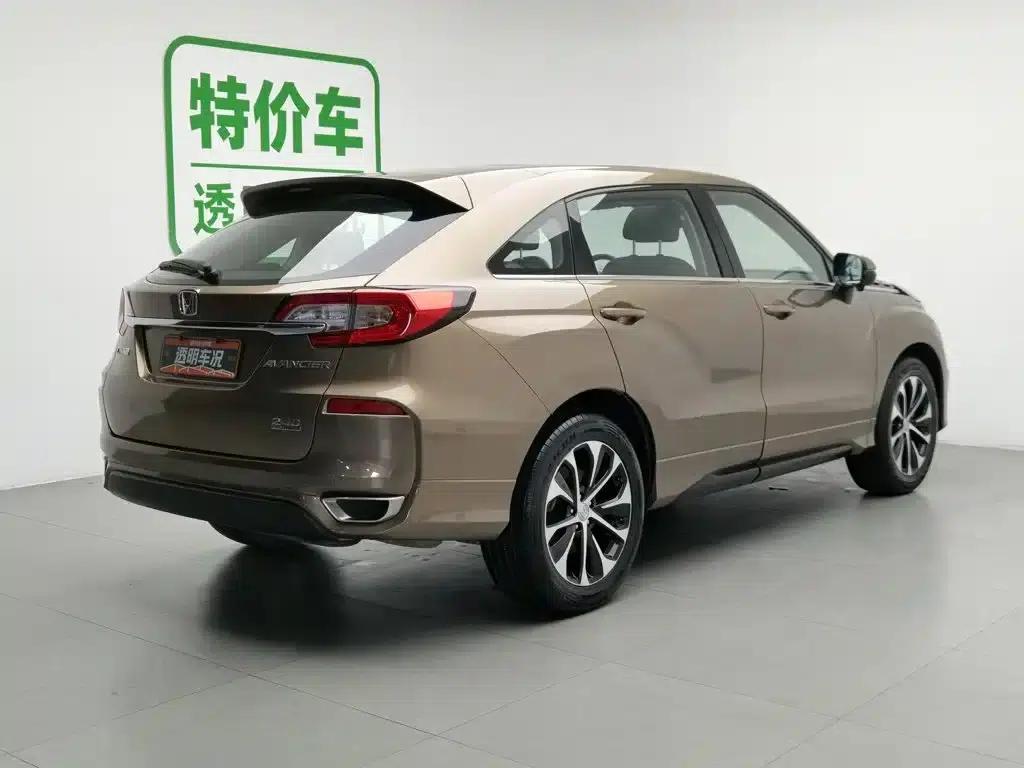 2017 Honda Avancier 240TURBO 2WD Premium Edition — миниатюра 2