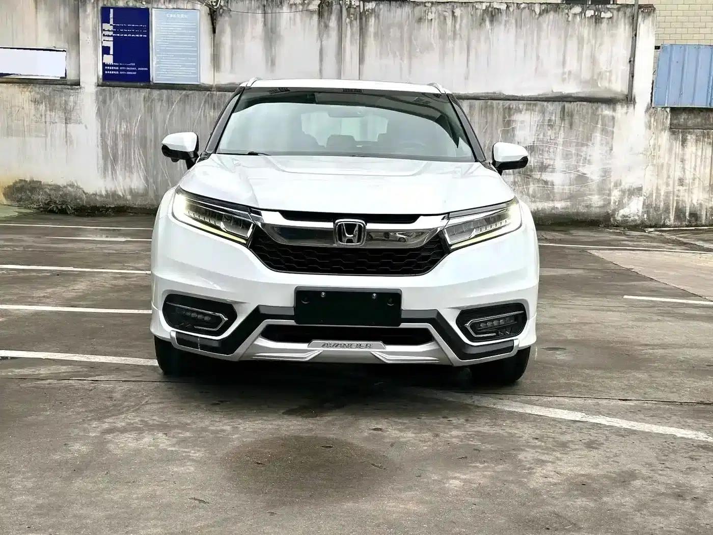 2017 Honda Avancier 370TURBO 4WD Premium Edition — миниатюра 2