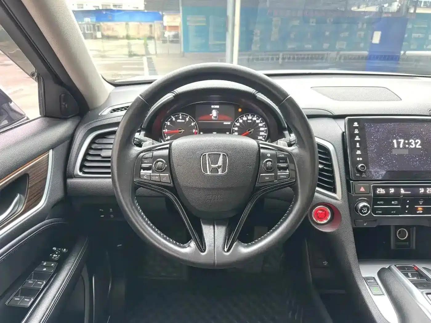 2017 Honda Avancier 370TURBO 4WD Premium Edition — миниатюра 12