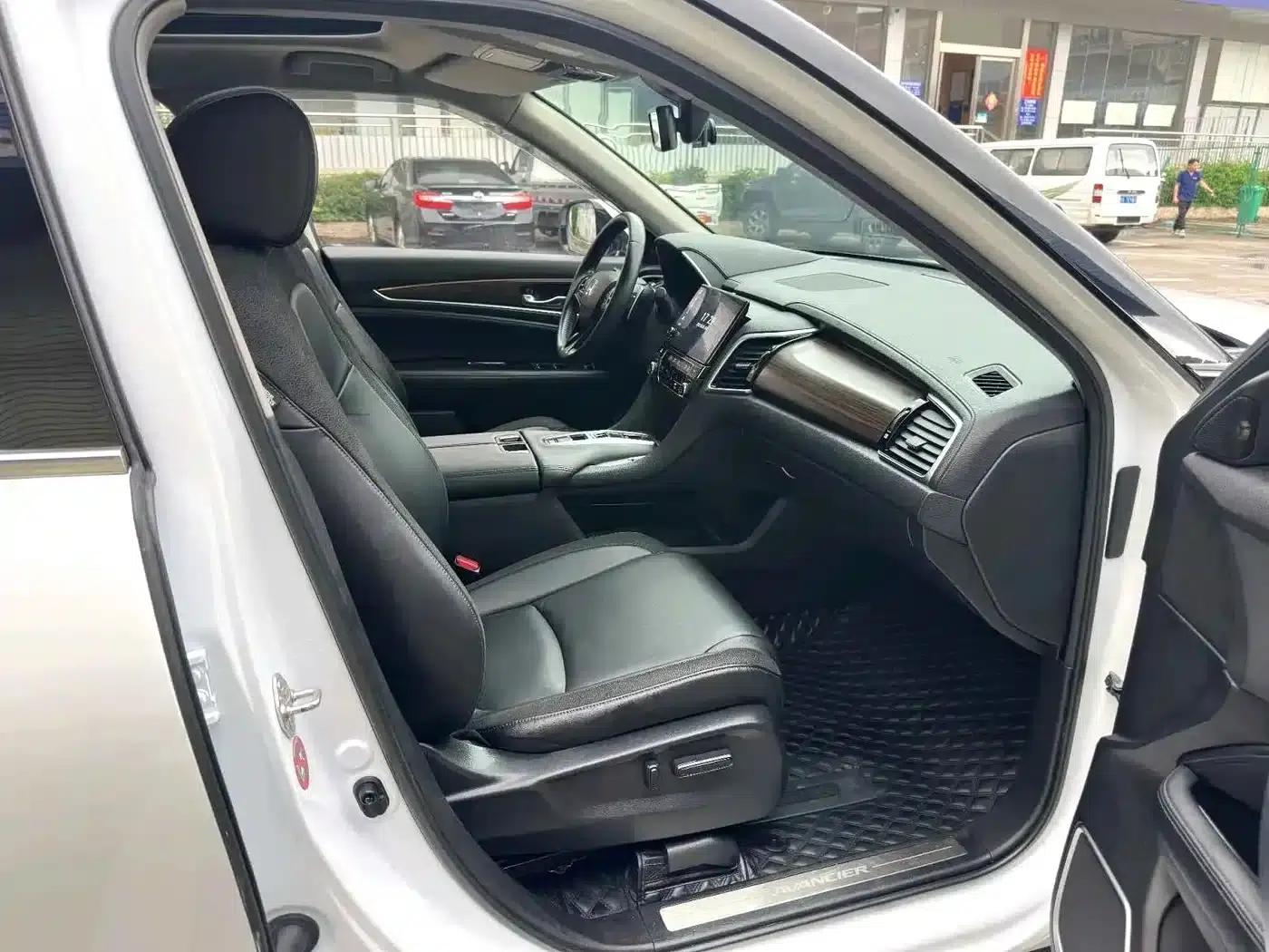 2017 Honda Avancier 370TURBO 4WD Premium Edition — миниатюра 10