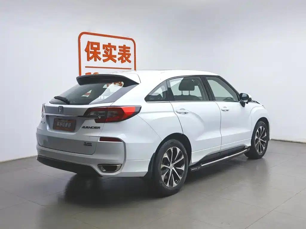 2017 Honda Avancier 240TURBO 2WD Luxury Edition — миниатюра 2