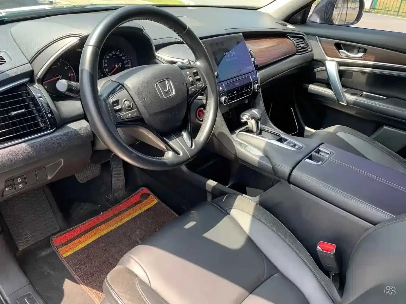 2019 Honda Avancier 240TURBO 2WD Luxury Edition — миниатюра 4