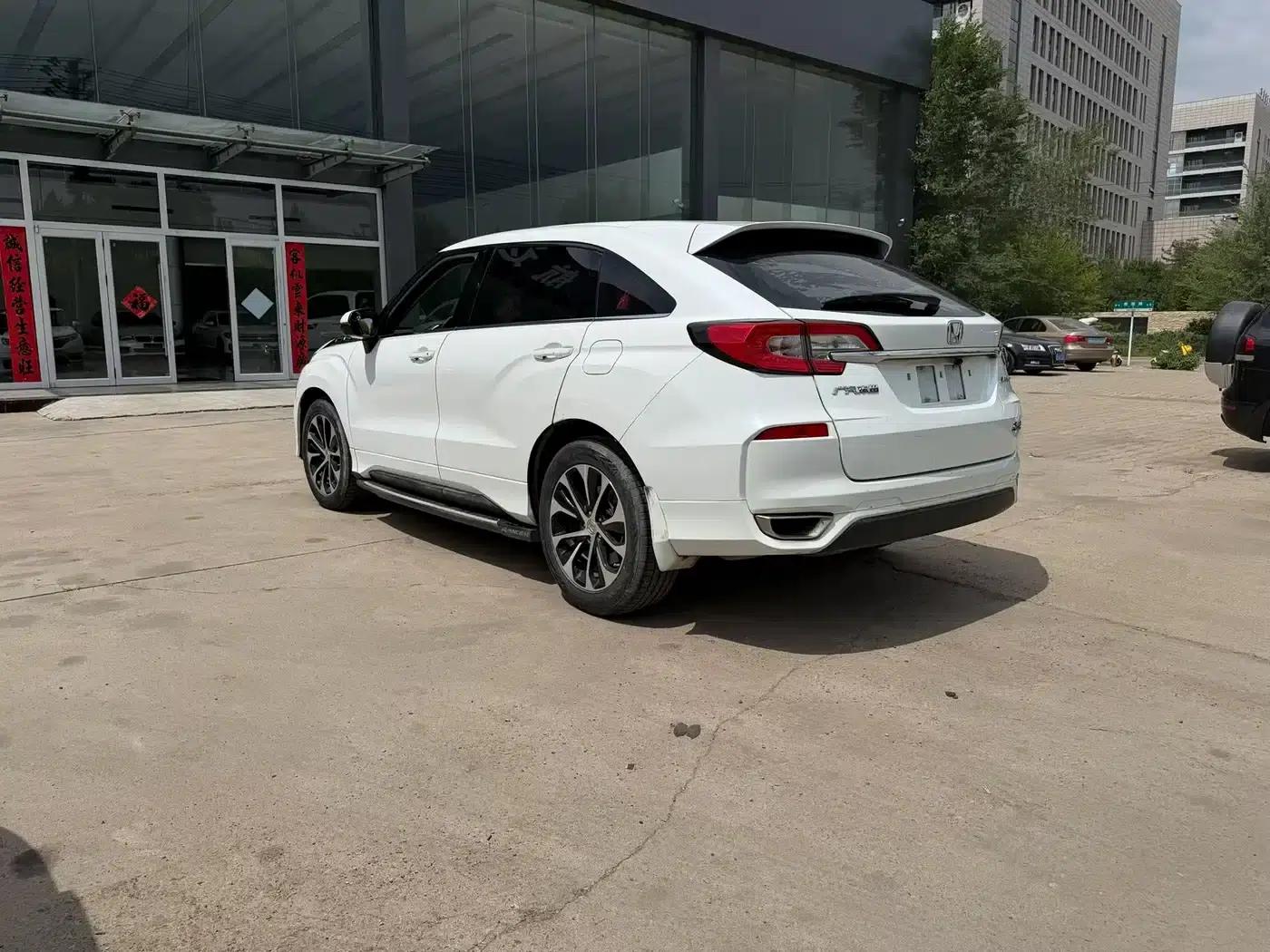 2017 Honda Avancier 240TURBO 2WD Elite Edition — миниатюра 9