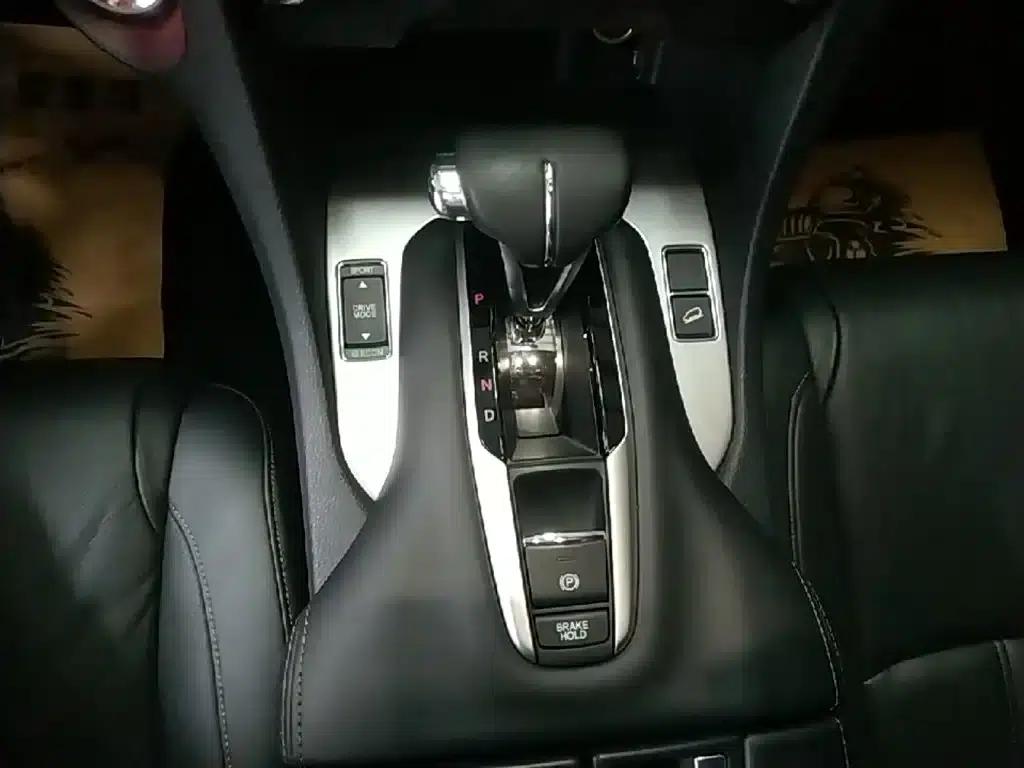 2020 Honda Avancier 240TURBO 2WD Comfort Edition — миниатюра 14