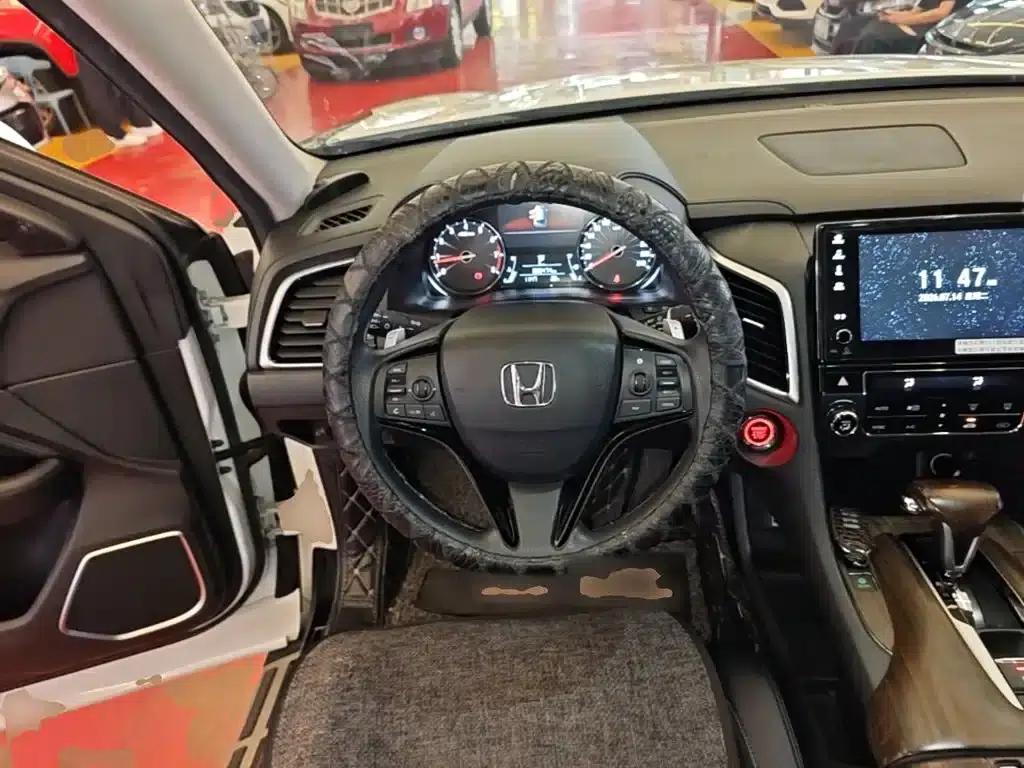 2017 Honda Avancier 240TURBO 2WD Elite Edition — миниатюра 11