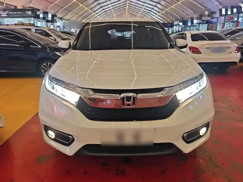 2017 Honda Avancier 240TURBO 2WD Elite Edition — миниатюра 3