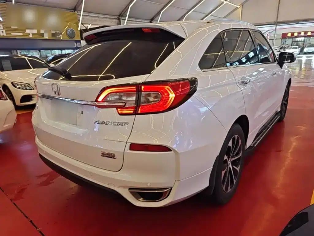 2017 Honda Avancier 240TURBO 2WD Elite Edition — миниатюра 7