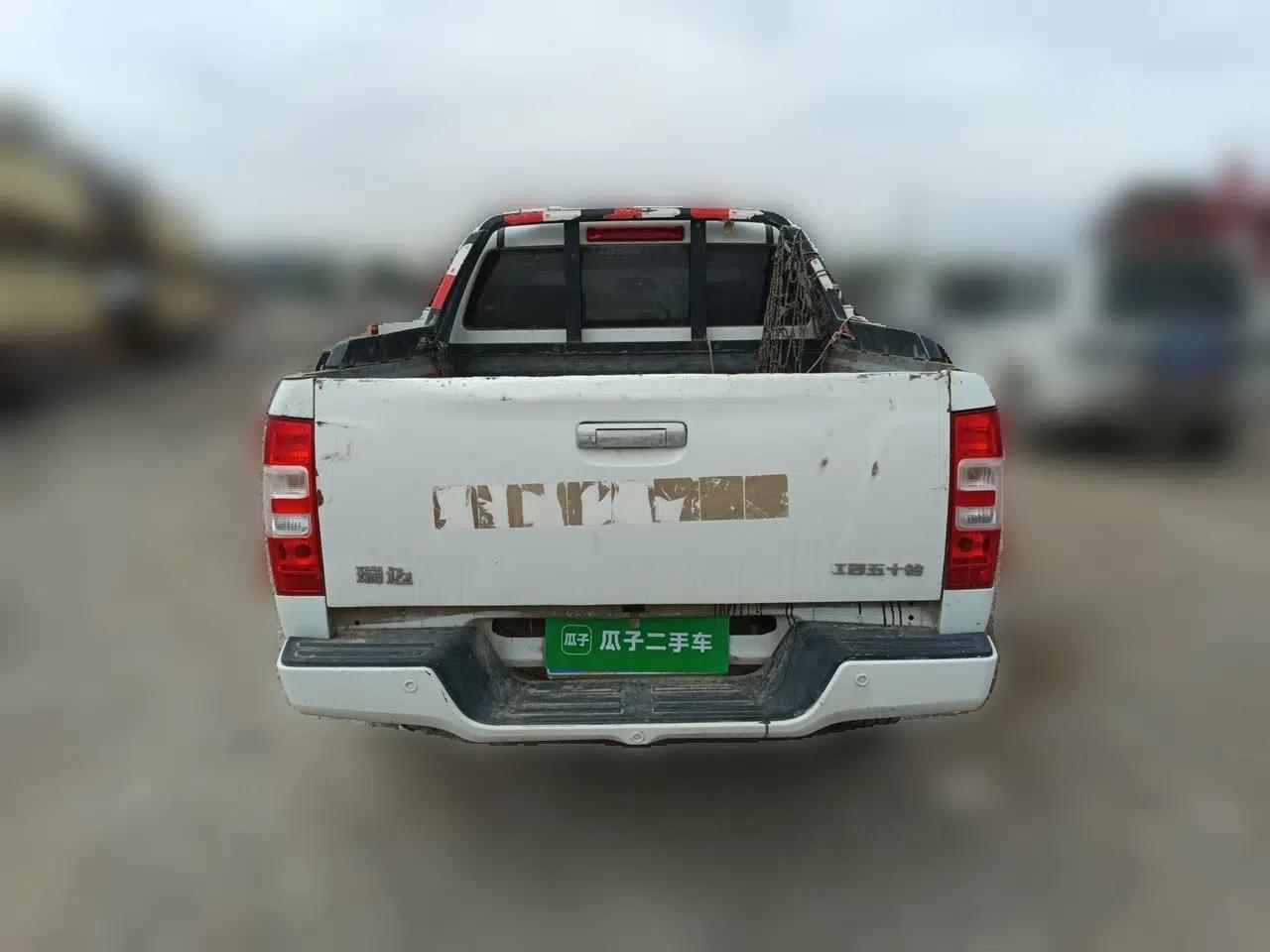 Isuzu JLM 2018 2.8T Classic Edition 4x4 Luxury Model with Extended Cargo Bed JE493ZLQ5F — миниатюра 5